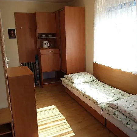 Kwatera prywatna Dom Gościnny Larus